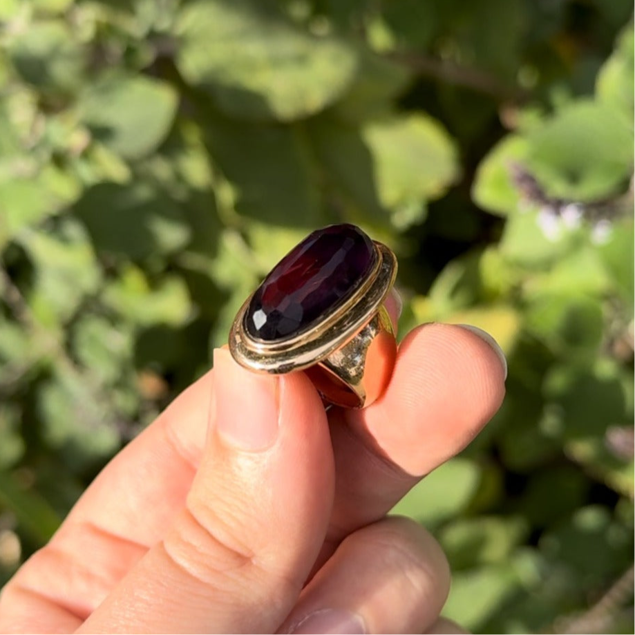 18ct Rose Gold Large Elongated Oval Amethyst Ring