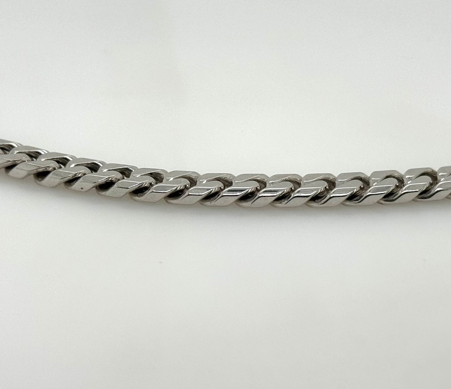 18ct White Gold Heavy Curb Link Chain