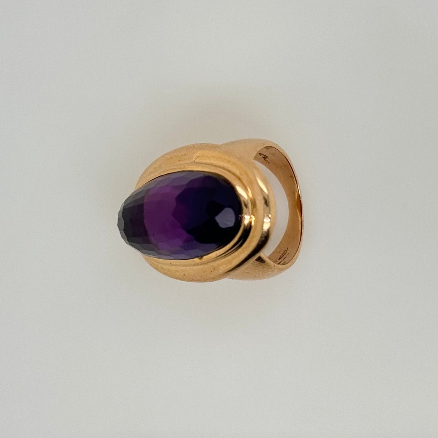 18ct Rose Gold Large Elongated Oval Amethyst Ring